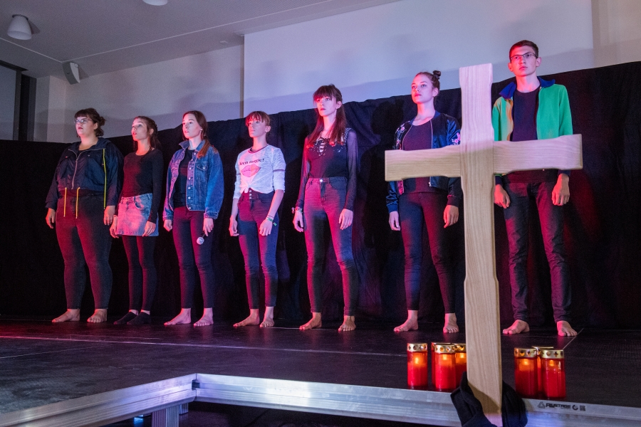 RESET, Jugendspielclub des Theater Naumburg, STT 2018 ©Torsten Biel RESET, Jugendspielclub des Theater Naumburg, STT 2018 ©Torsten Biel